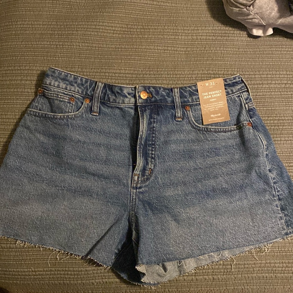 Madewell “The Perfect Jean Short” Size 31 Curvy